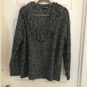 Womens XL blk/white cowl neck sweater